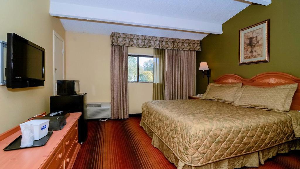 Rodeway Inn Huntington Station - Melville Exteriér fotografie