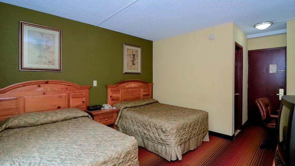 Rodeway Inn Huntington Station - Melville Exteriér fotografie