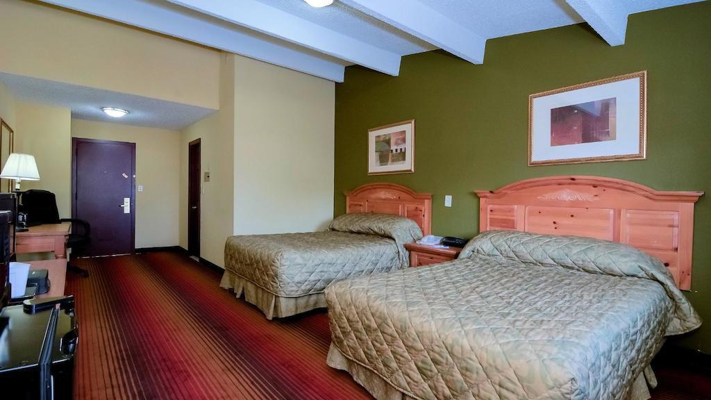 Rodeway Inn Huntington Station - Melville Exteriér fotografie