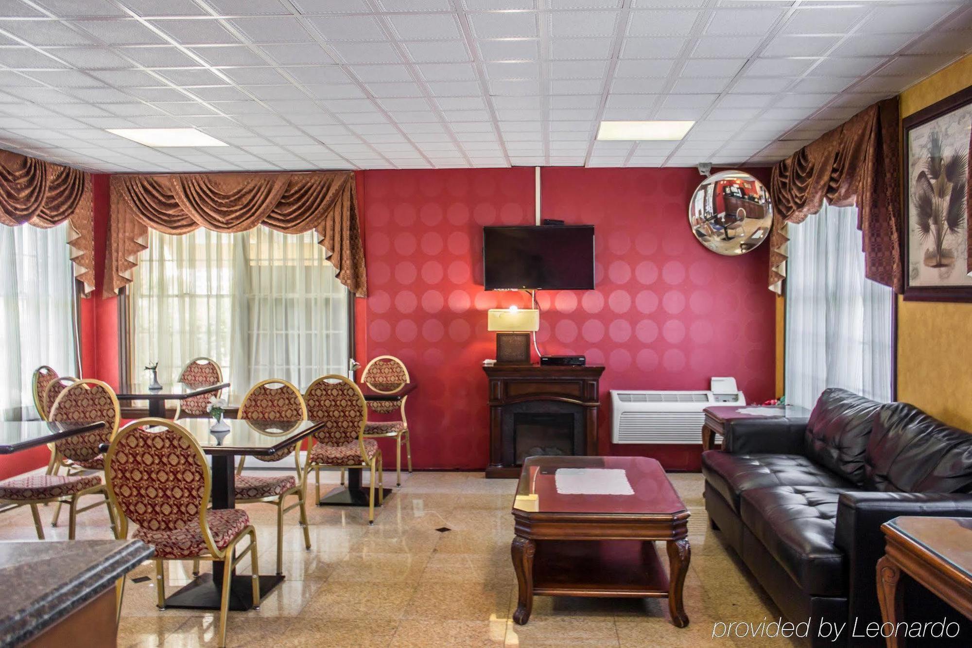 Rodeway Inn Huntington Station - Melville Exteriér fotografie